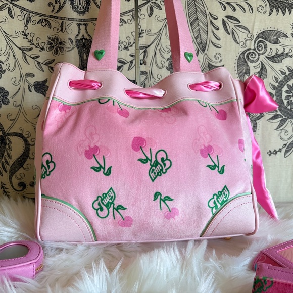 Juicy Couture Retro Custom Pink Cherry Set - Picture 6 of 7